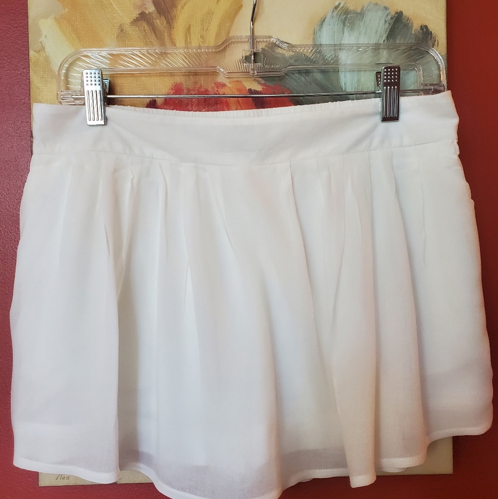 White Vera Wang Skort
